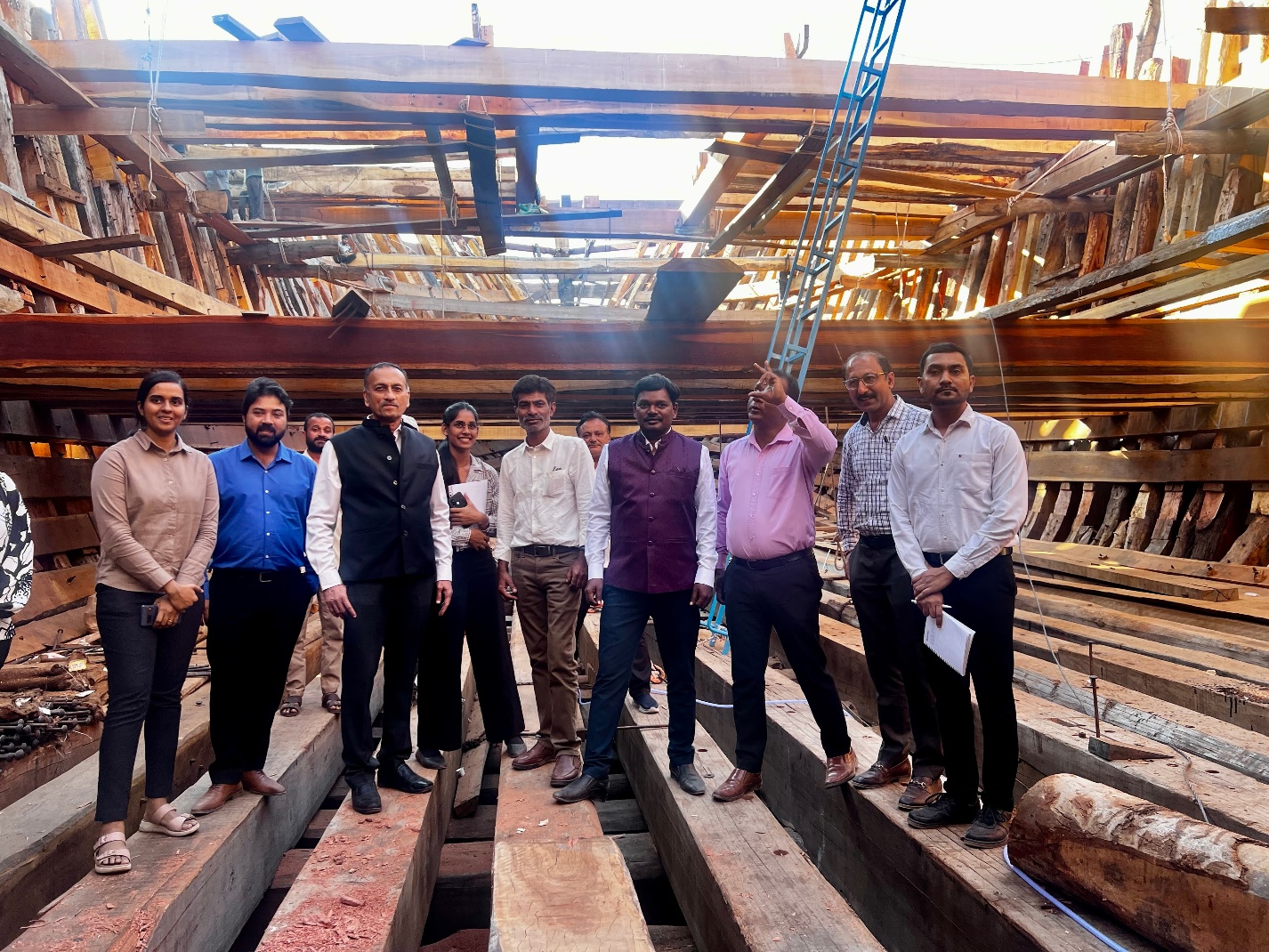 DGS visits Salaya Port, Gujarat to Review Traditional Wooden Sailing Vessel Construction Practices