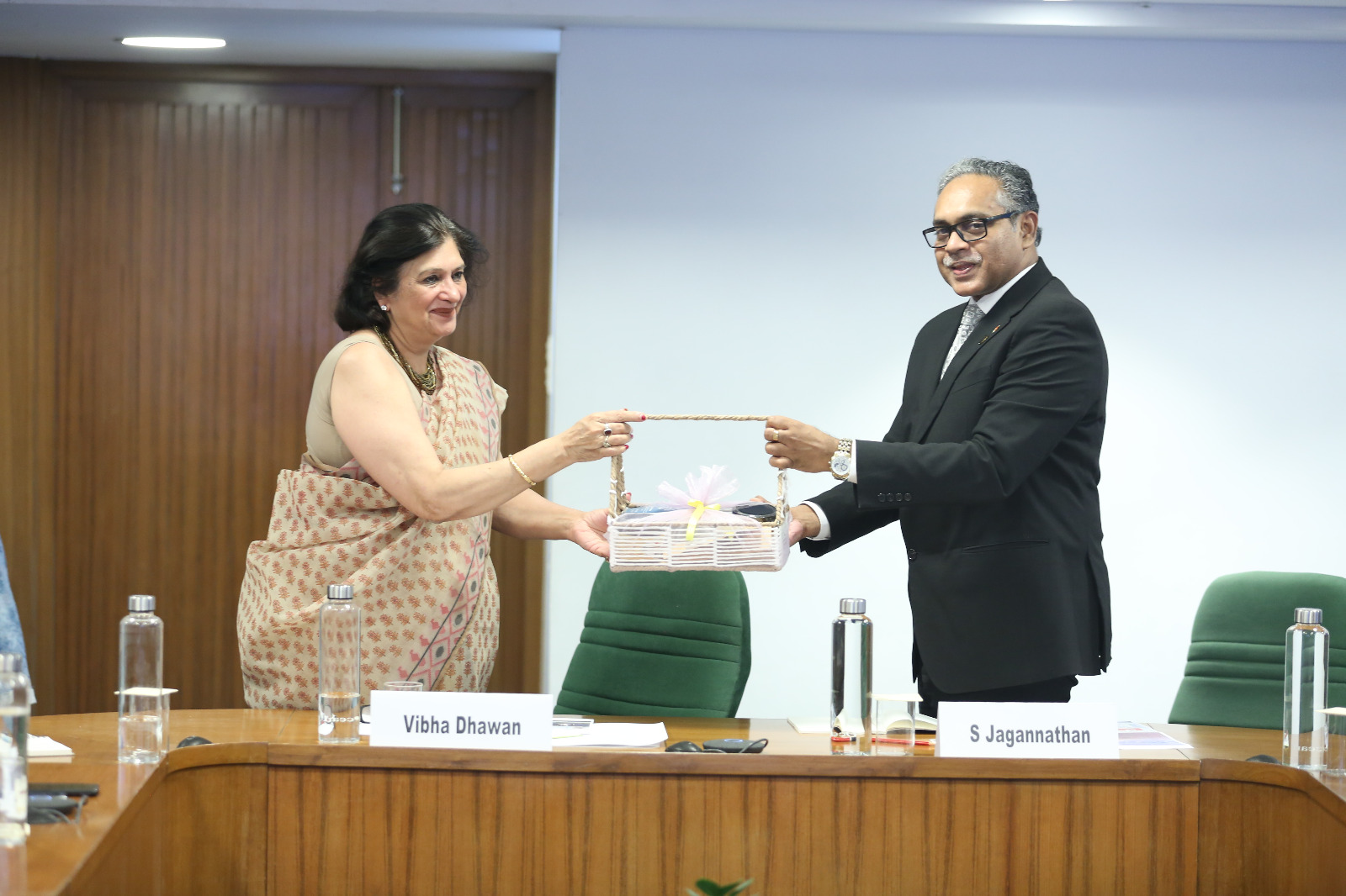 Shri Shyam Jagannathan, IAS, Director General of Shipping, Leads Discussions on Maritime Decarbonization with NCoEGPS and TERI.